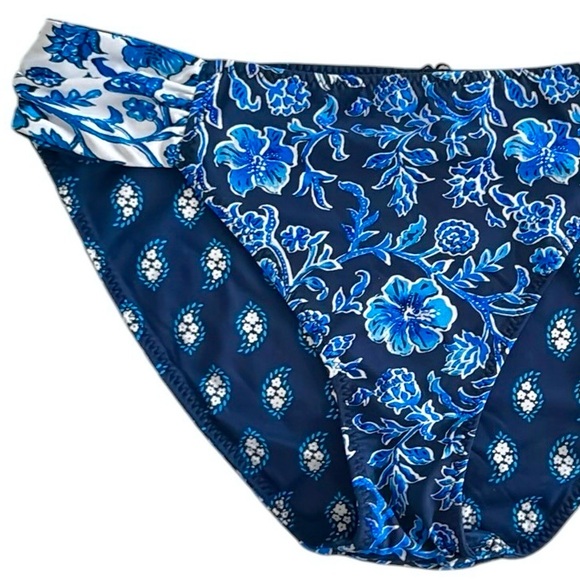 NWOT Tommy Bahama Woodblock Reversible Hipster - Picture 4 of 16